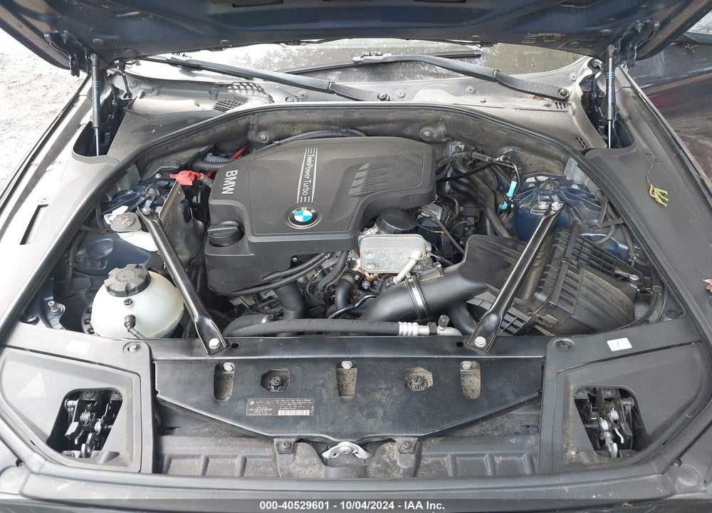 2014 BMW 528I VIN: WBA5A5C55ED511711