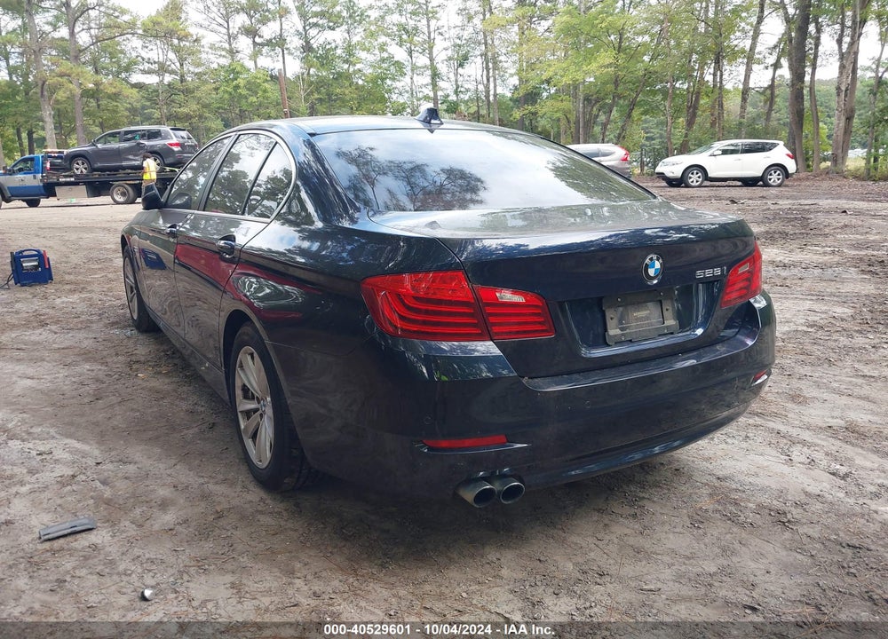 2014 BMW 528I VIN: WBA5A5C55ED511711