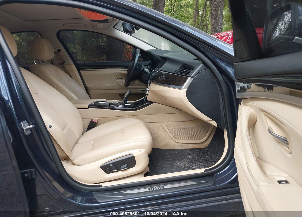 2014 BMW 528I VIN: WBA5A5C55ED511711