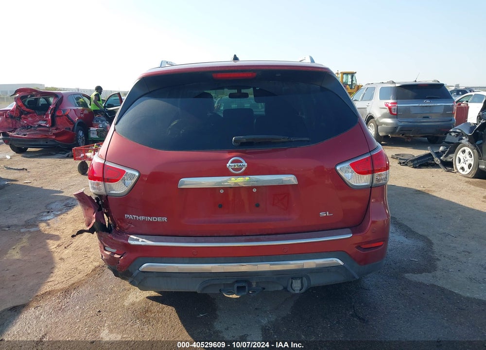 2015 NISSAN PATHFINDER SL VIN: 5N1AR2MN1FC612044