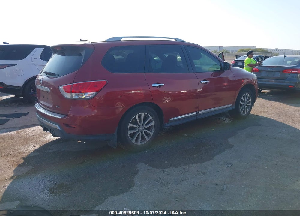 2015 NISSAN PATHFINDER SL VIN: 5N1AR2MN1FC612044