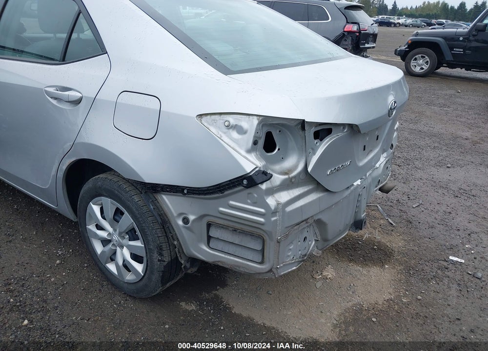 2015 TOYOTA COROLLA LE VIN: 5YFBURHE6FP365296
