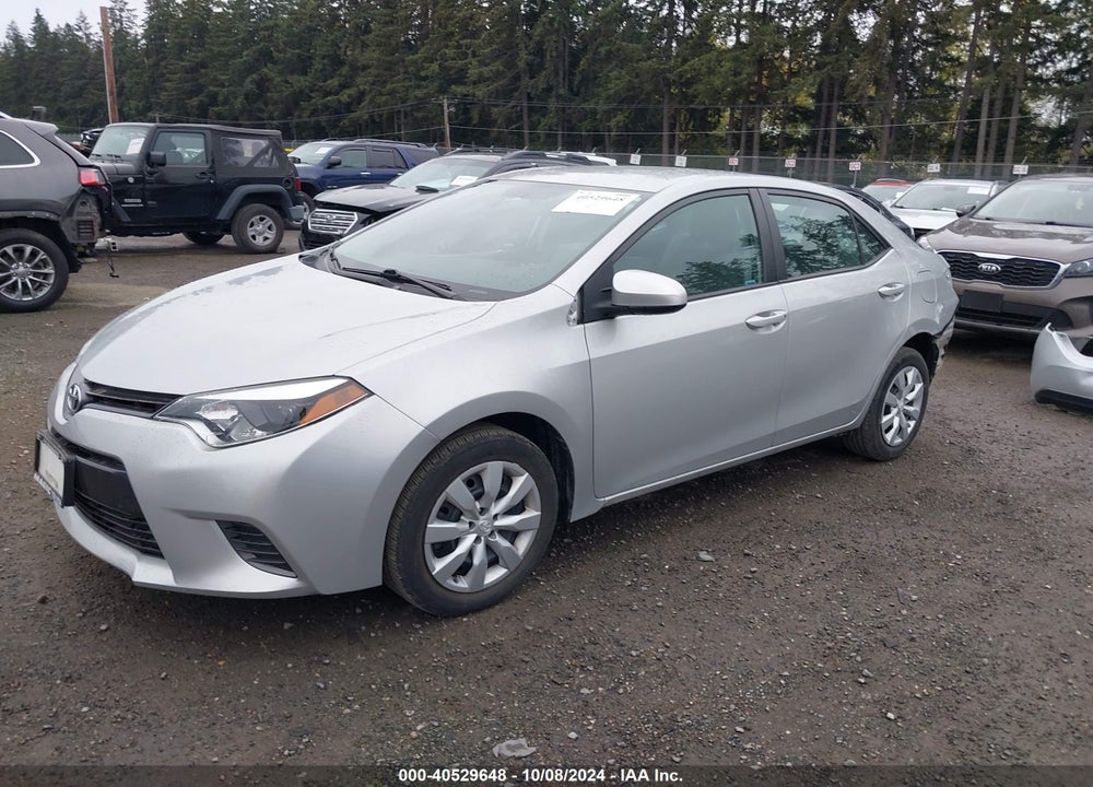 2015 TOYOTA COROLLA LE VIN: 5YFBURHE6FP365296