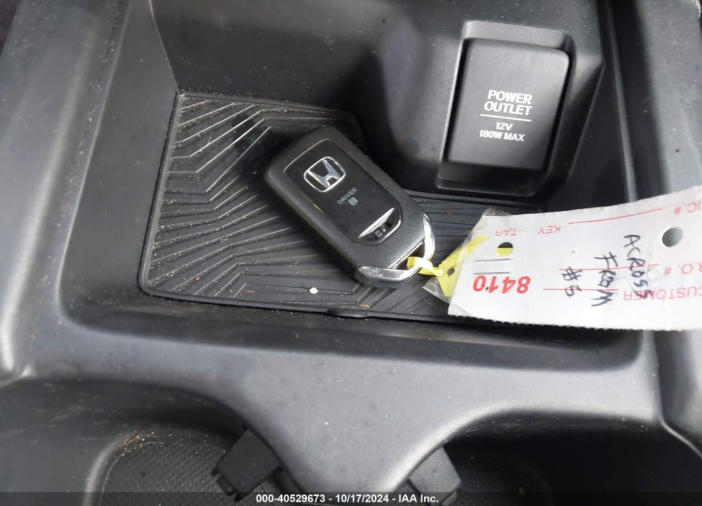 2018 HONDA CR-V EX-L/EX-L NAVI VIN: 7FARW1H80JE006930