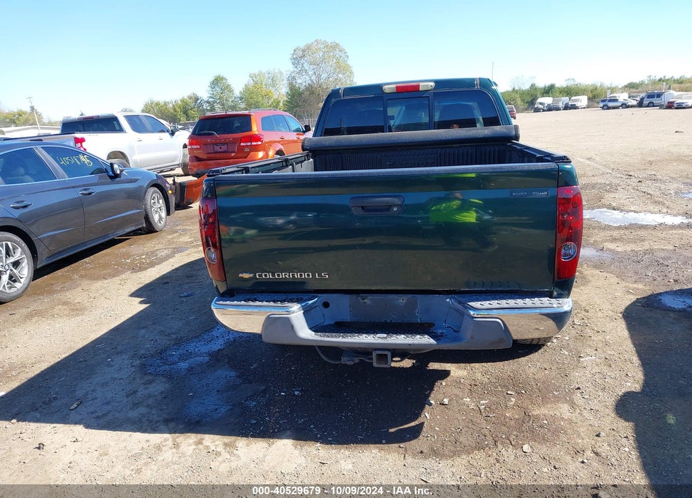 2005 CHEVROLET COLORADO LS VIN: 1GCDT196458186656