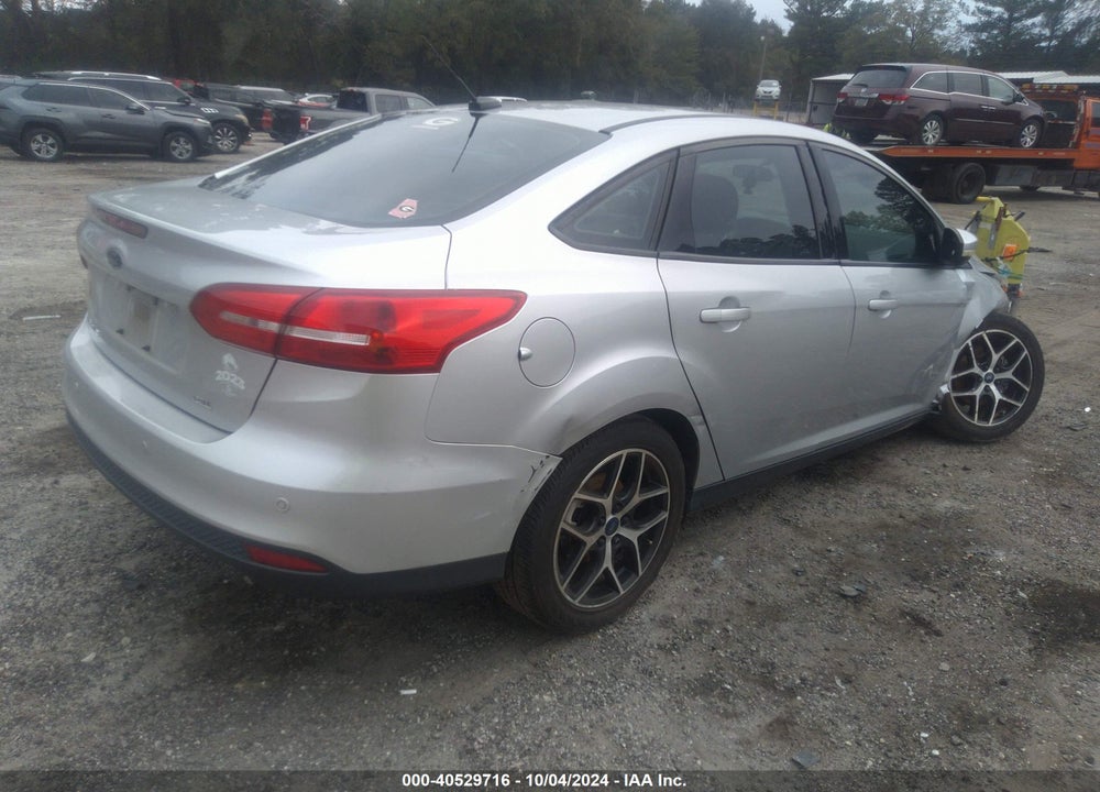 2017 FORD FOCUS SEL VIN: 1FADP3H20HL240962
