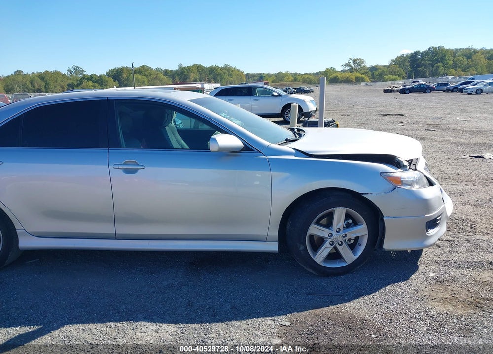 2011 TOYOTA CAMRY SE VIN: 4T1BF3EK2BU129240