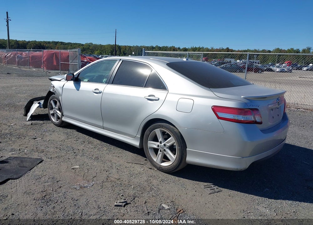 2011 TOYOTA CAMRY SE VIN: 4T1BF3EK2BU129240