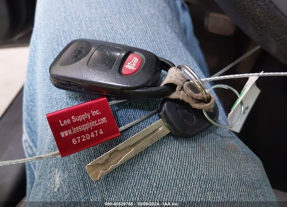 2013 HYUNDAI SONATA GLS VIN: 5NPEB4AC8DH768205