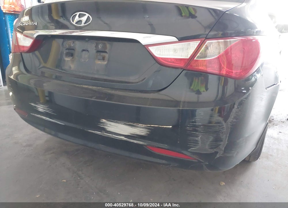 2013 HYUNDAI SONATA GLS VIN: 5NPEB4AC8DH768205