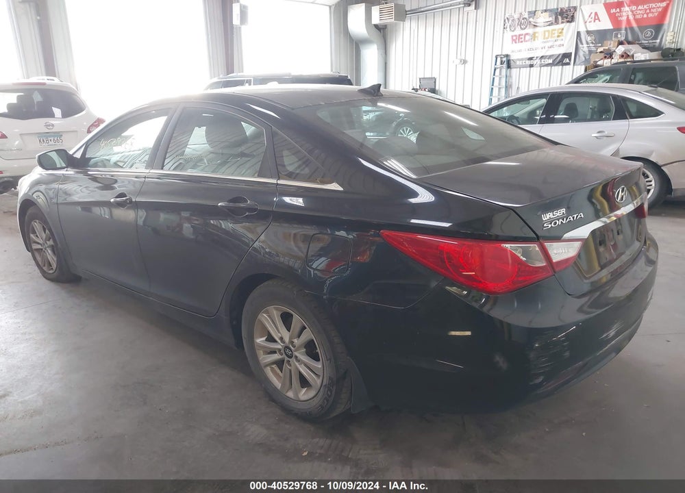 2013 HYUNDAI SONATA GLS VIN: 5NPEB4AC8DH768205