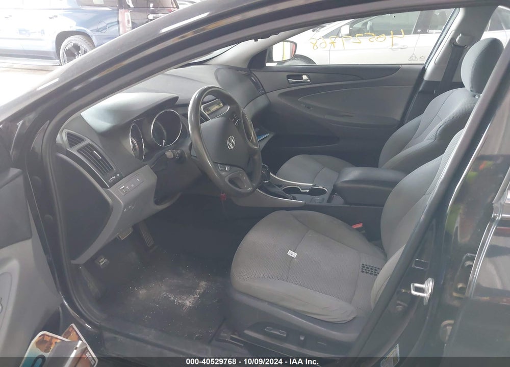 2013 HYUNDAI SONATA GLS VIN: 5NPEB4AC8DH768205