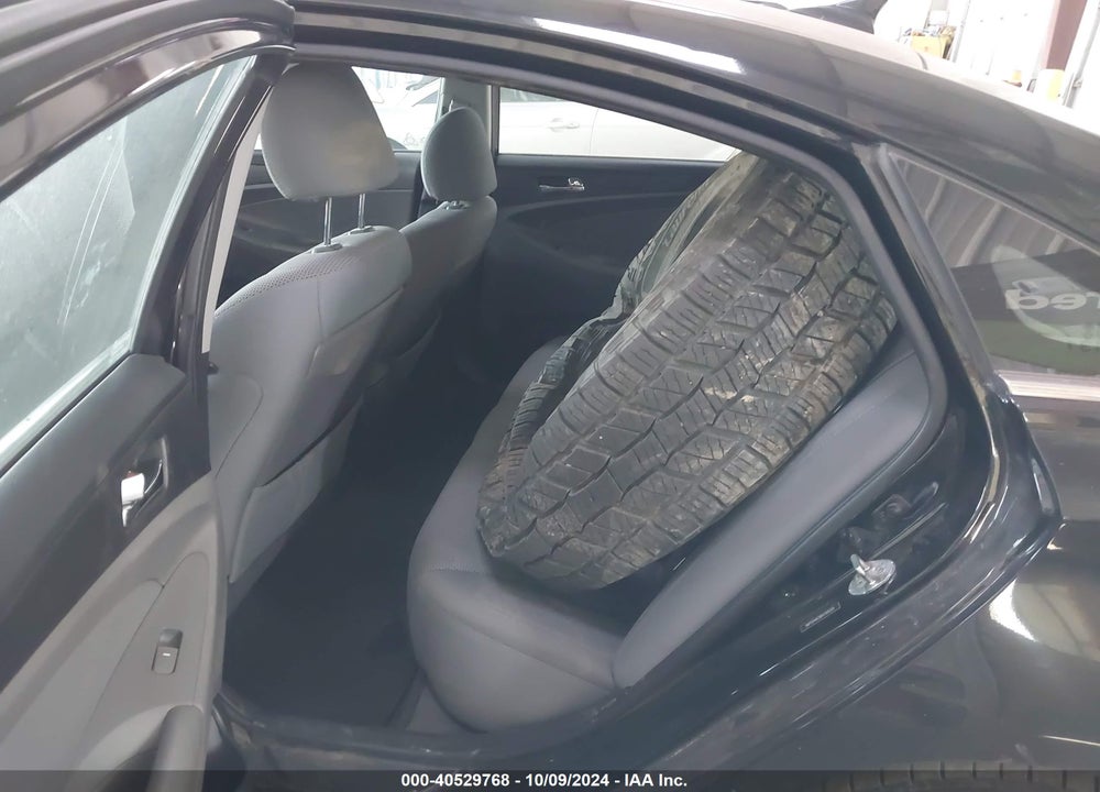 2013 HYUNDAI SONATA GLS VIN: 5NPEB4AC8DH768205