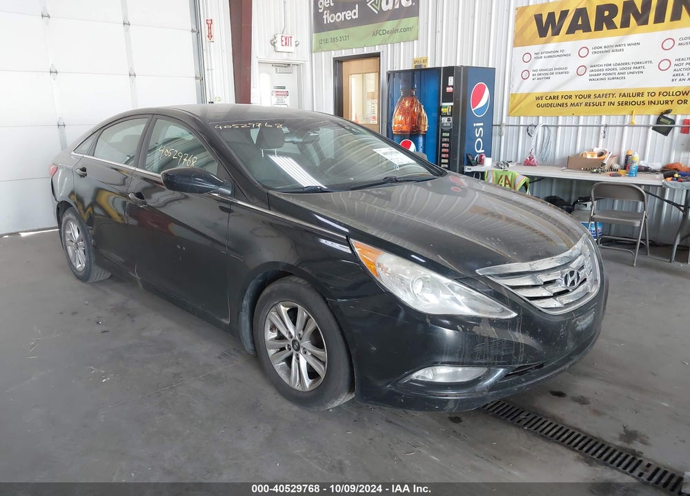 2013 HYUNDAI SONATA GLS VIN: 5NPEB4AC8DH768205