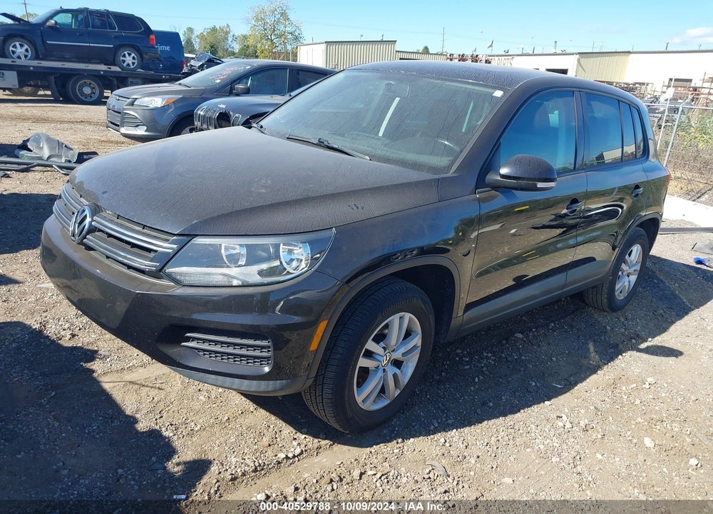 2013 VOLKSWAGEN TIGUAN S VIN: WVGBV7AX7DW508818