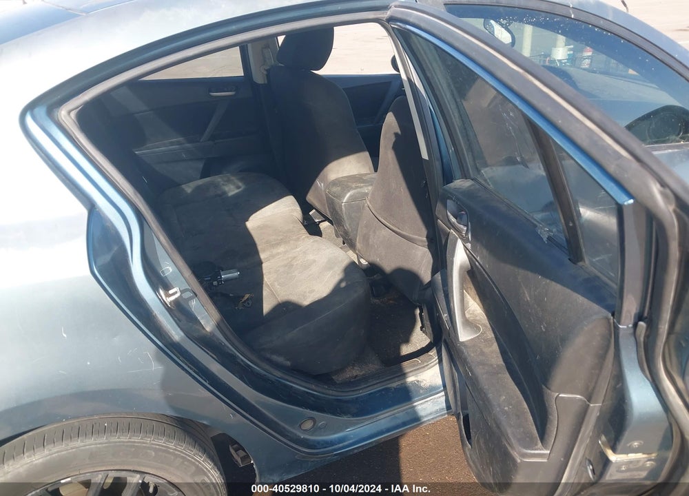 2011 MAZDA 3 I TOURING VIN: JM1BL1VF5B1385829