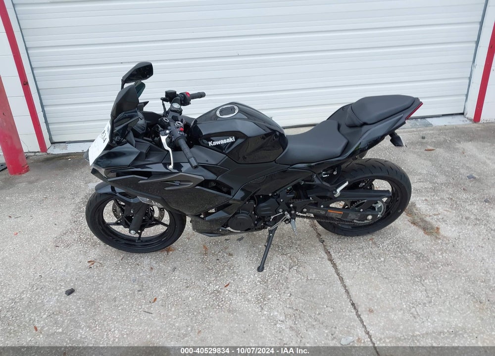 2024 KAWASAKI EX500 H VIN: ML5EXGH18RDA06753