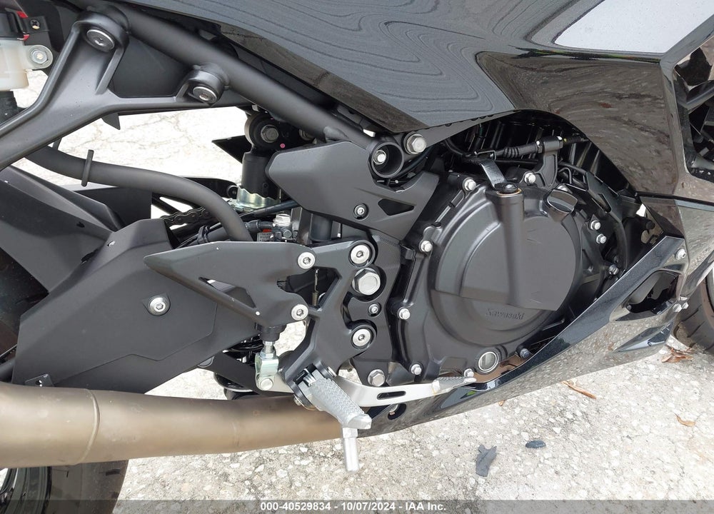 2024 KAWASAKI EX500 H VIN: ML5EXGH18RDA06753