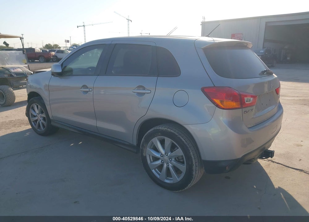 2015 MITSUBISHI OUTLANDER SPORT ES VIN: 4A4AP3AU7FE054659