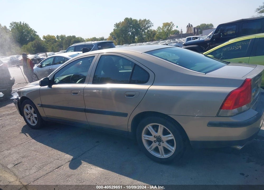 2001 VOLVO S60 2.4T VIN: YV1RS58D712010000