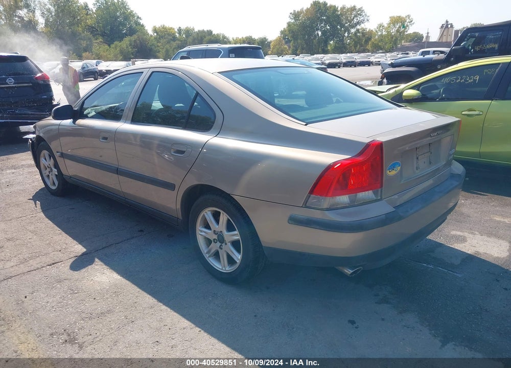 2001 VOLVO S60 2.4T VIN: YV1RS58D712010000