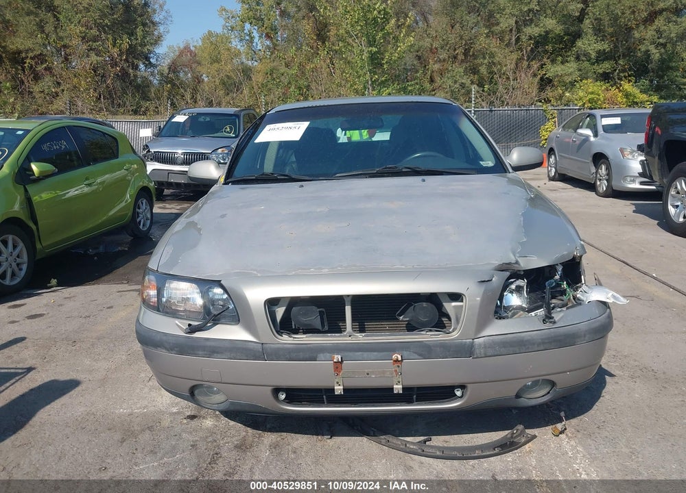 2001 VOLVO S60 2.4T VIN: YV1RS58D712010000