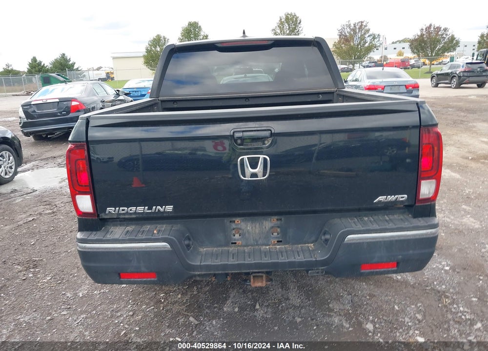 2017 HONDA RIDGELINE RTL-T VIN: 5FPYK3F69HB003431