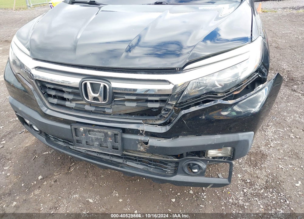 2017 HONDA RIDGELINE RTL-T VIN: 5FPYK3F69HB003431