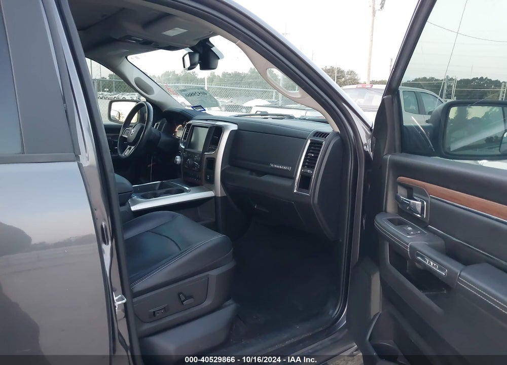 2017 RAM 1500 LAIE  4X2 5'7 BOX VIN: 1C6RR6NT8HS799035