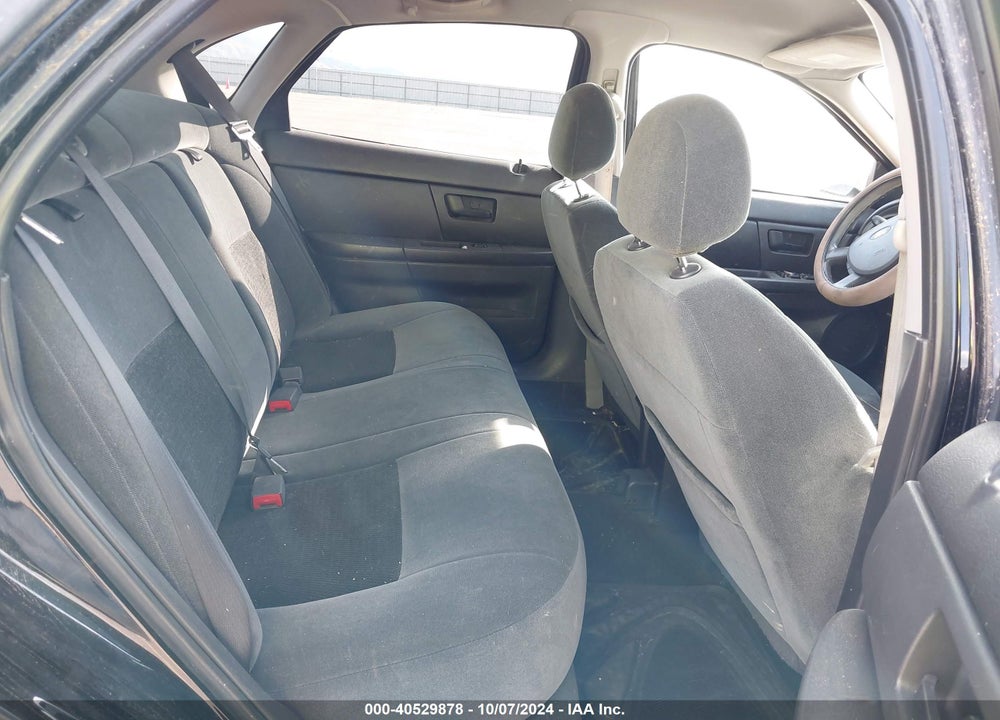 2006 FORD TAURUS SE VIN: 1FAFP53U76A175629