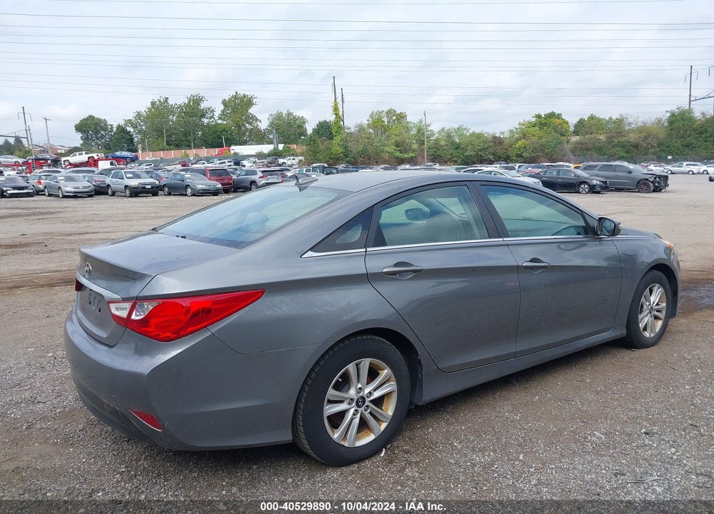 2014 HYUNDAI SONATA GLS VIN: 5NPEB4AC8EH923143