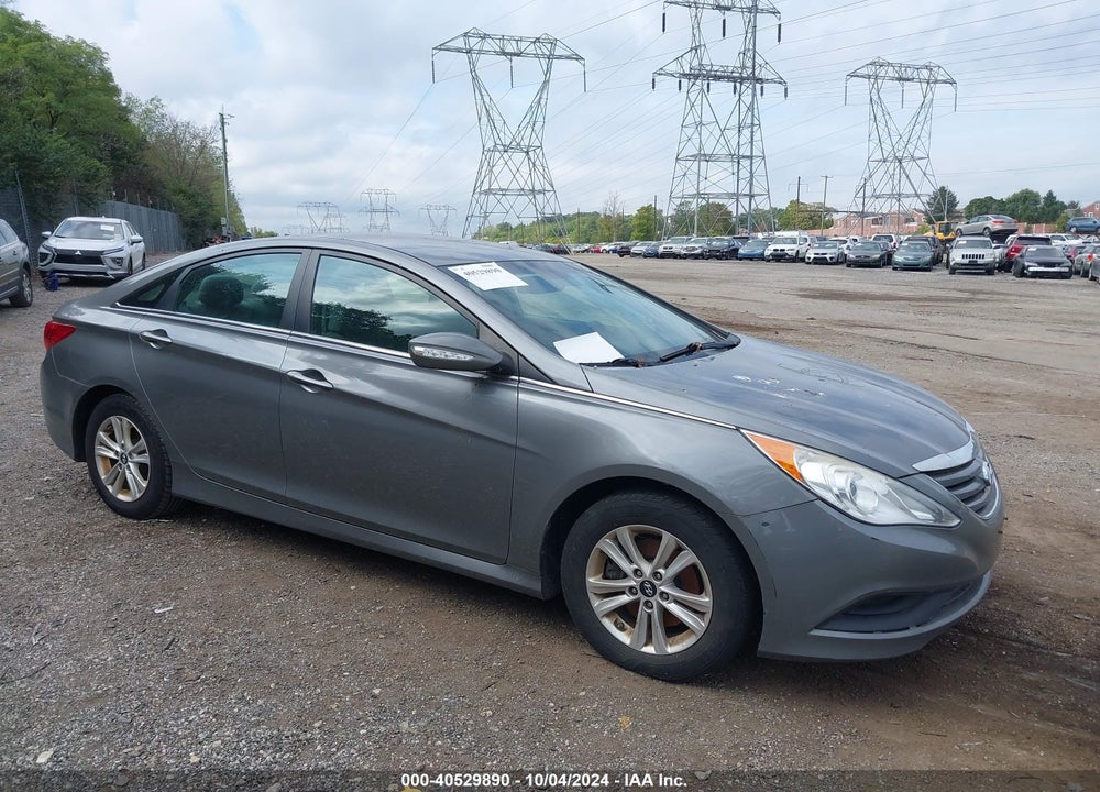 2014 HYUNDAI SONATA GLS VIN: 5NPEB4AC8EH923143
