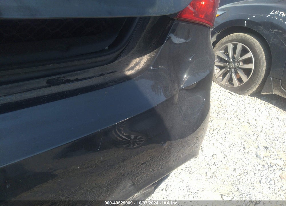 2011 HYUNDAI SONATA SE VIN: 5NPEC4AC6BH276816