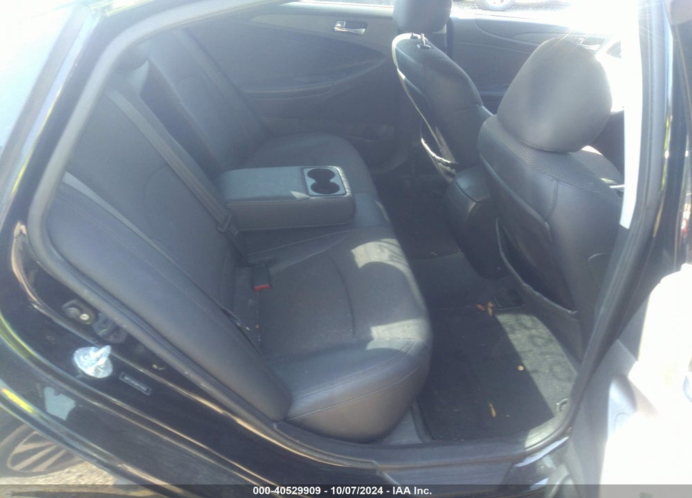 2011 HYUNDAI SONATA SE VIN: 5NPEC4AC6BH276816