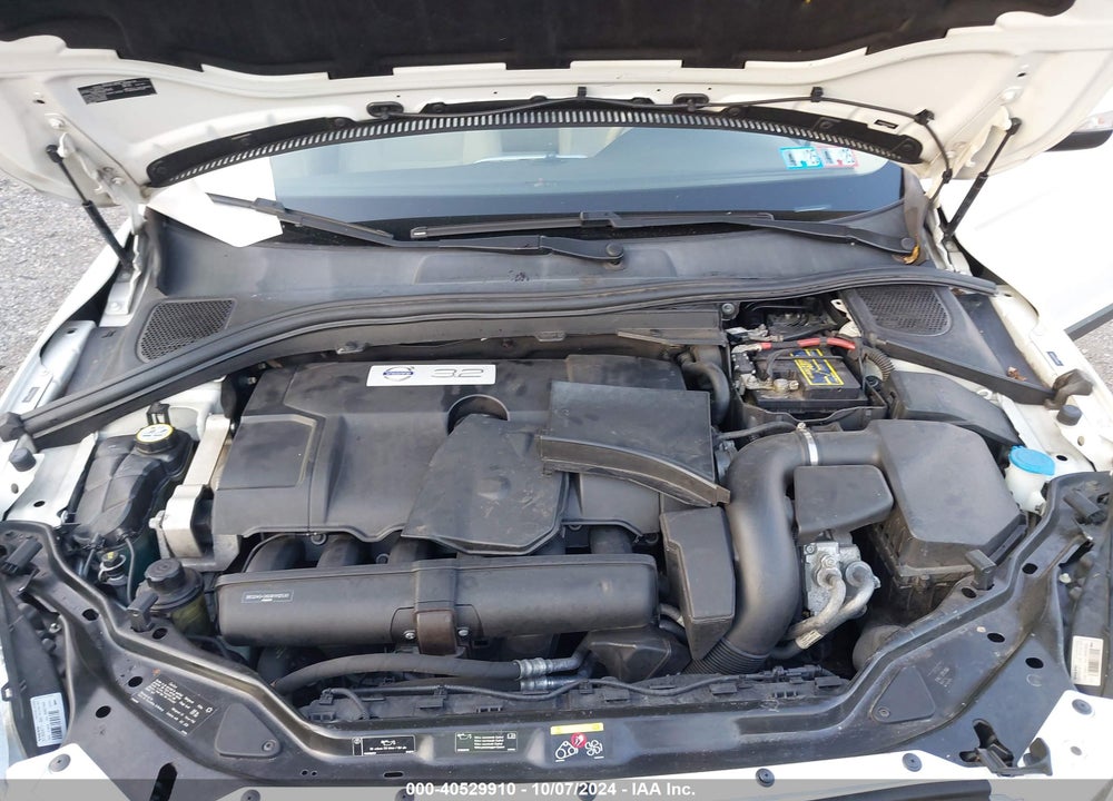 2012 VOLVO XC60 3.2 VIN: YV4940DL5C2262098