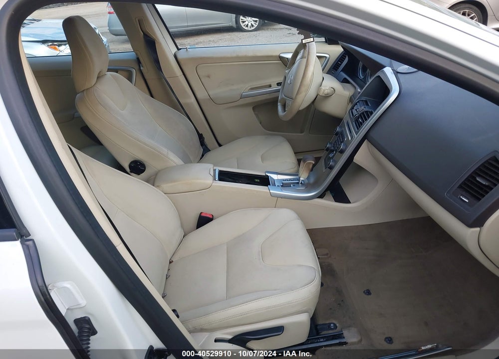 2012 VOLVO XC60 3.2 VIN: YV4940DL5C2262098