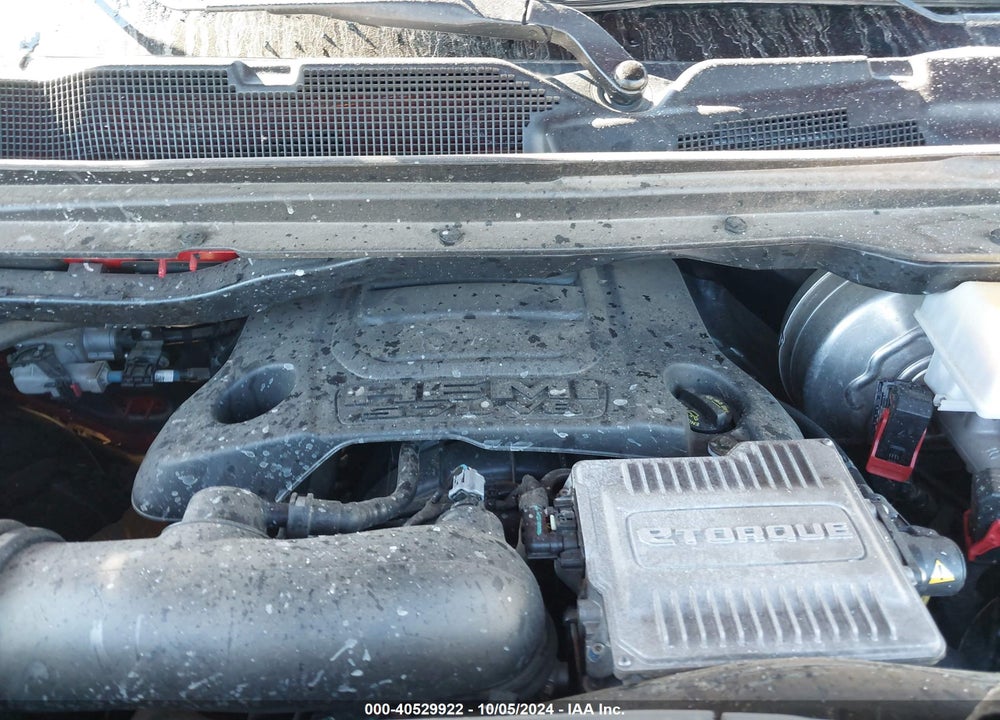 2022 RAM 1500 LAIE  4X4 5'7 BOX VIN: 1C6SRFJT3NN310459