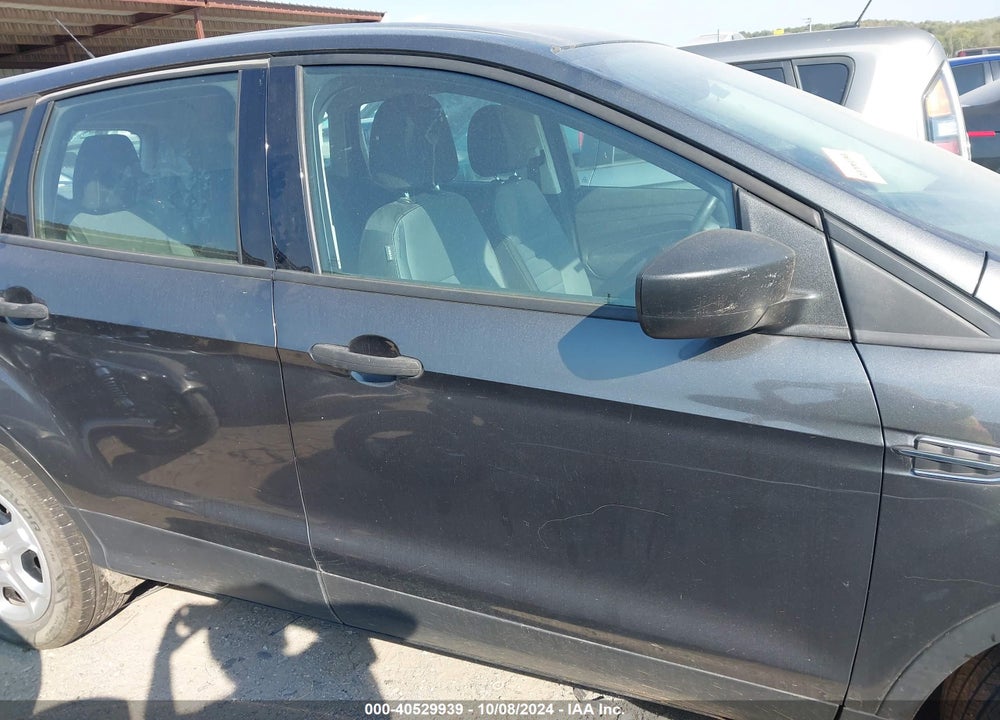 2017 FORD ESCAPE S VIN: 1FMCU0F7XHUB79752