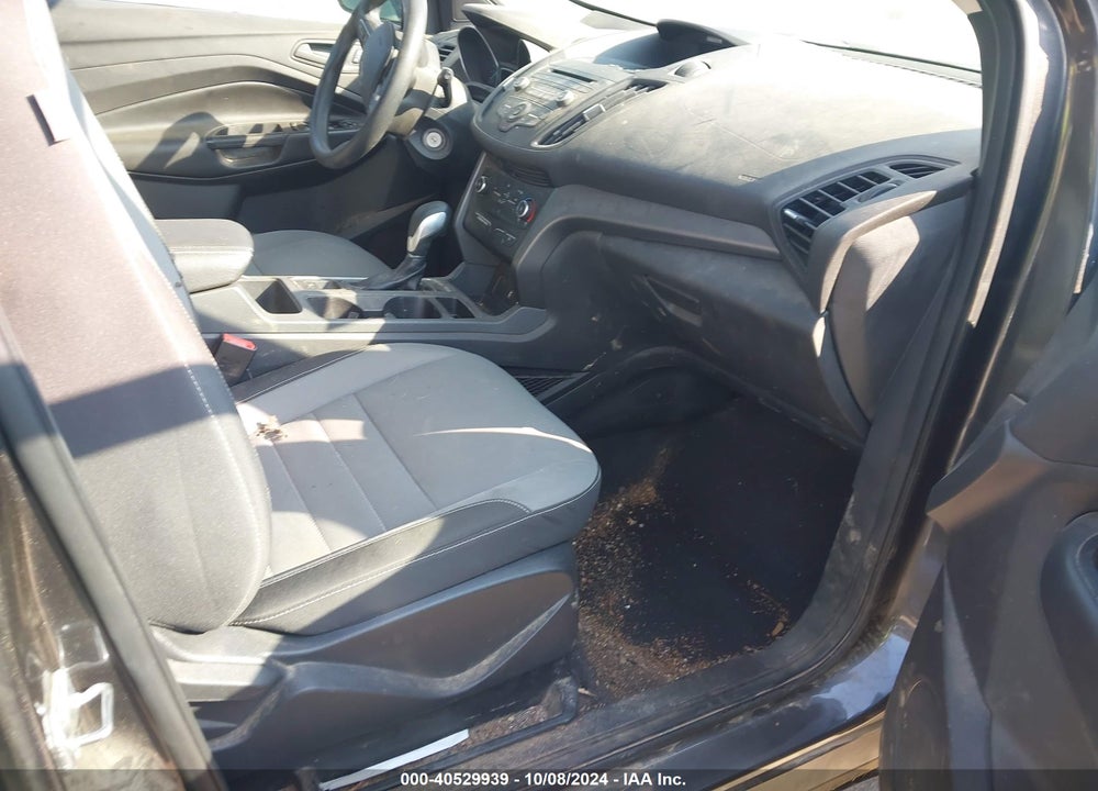 2017 FORD ESCAPE S VIN: 1FMCU0F7XHUB79752