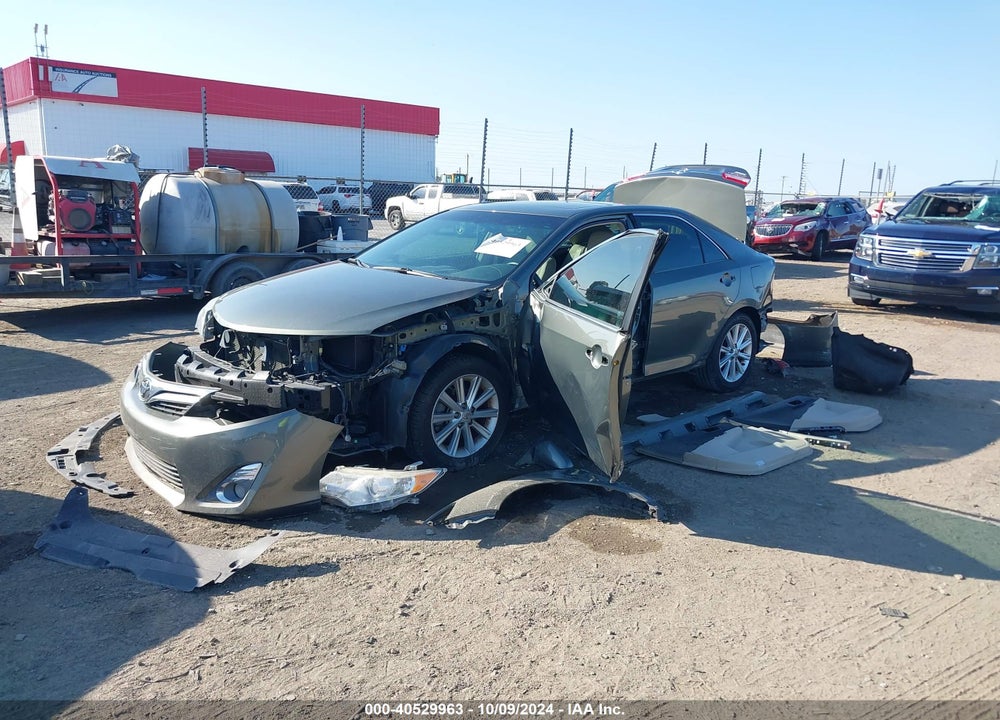 2014 TOYOTA CAMRY XLE VIN: 4T4BF1FK9ER423053