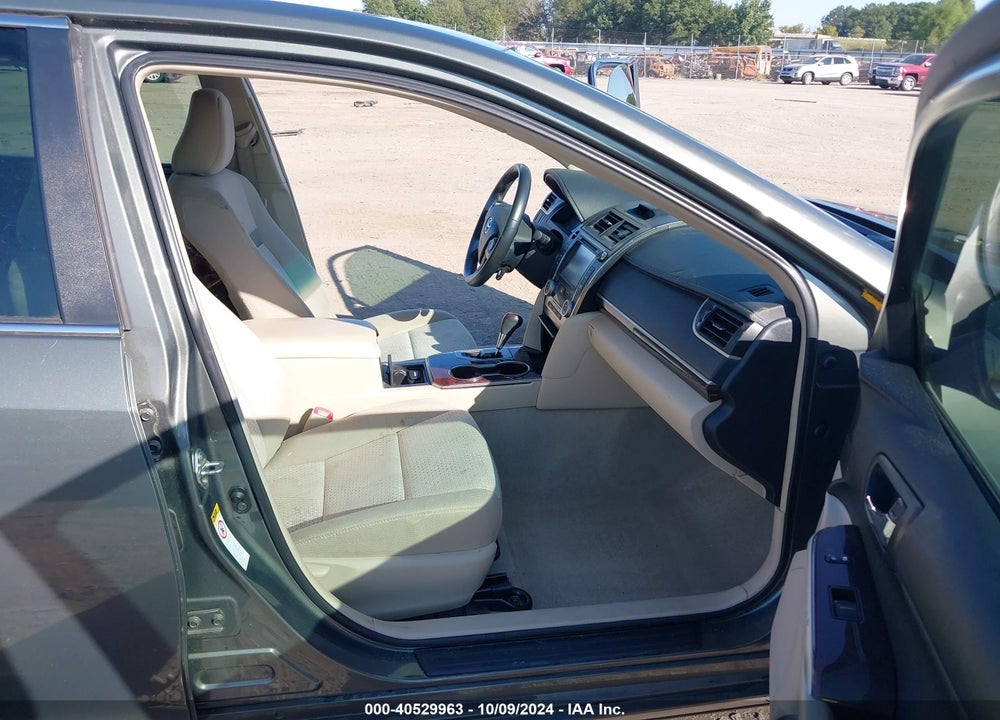 2014 TOYOTA CAMRY XLE VIN: 4T4BF1FK9ER423053