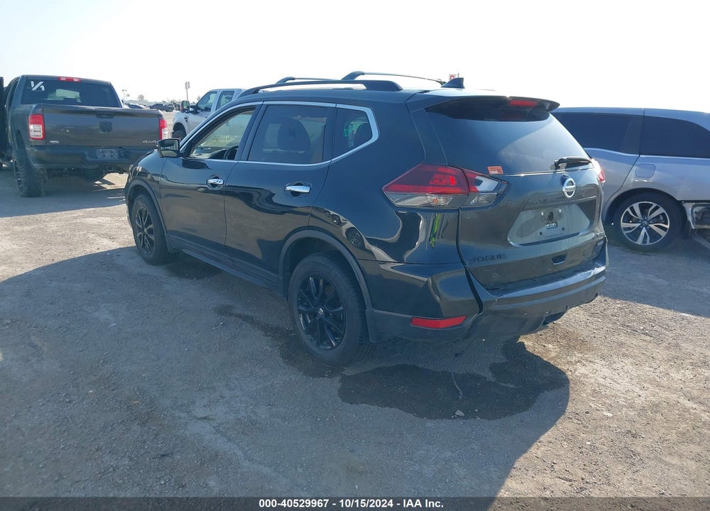 2018 NISSAN ROGUE SV VIN: 5N1AT2MVXJC735884