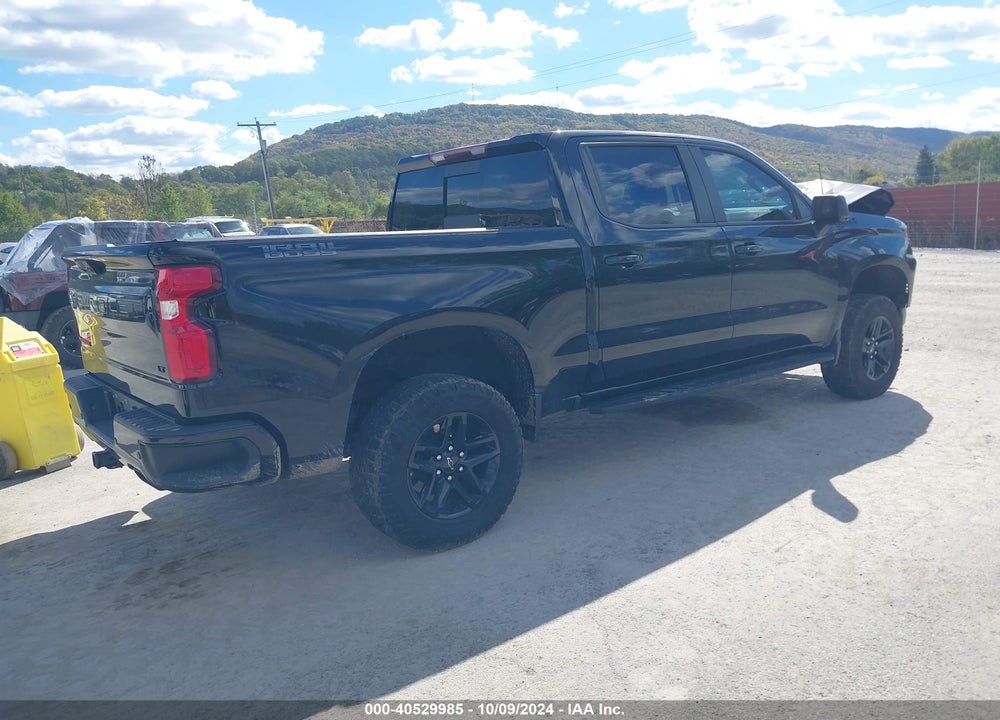 2022 CHEVROLET SILVERADO 1500 4WD SHORT BED LT TRAIL BOSS VIN: 3GCUDFEL3NG599670