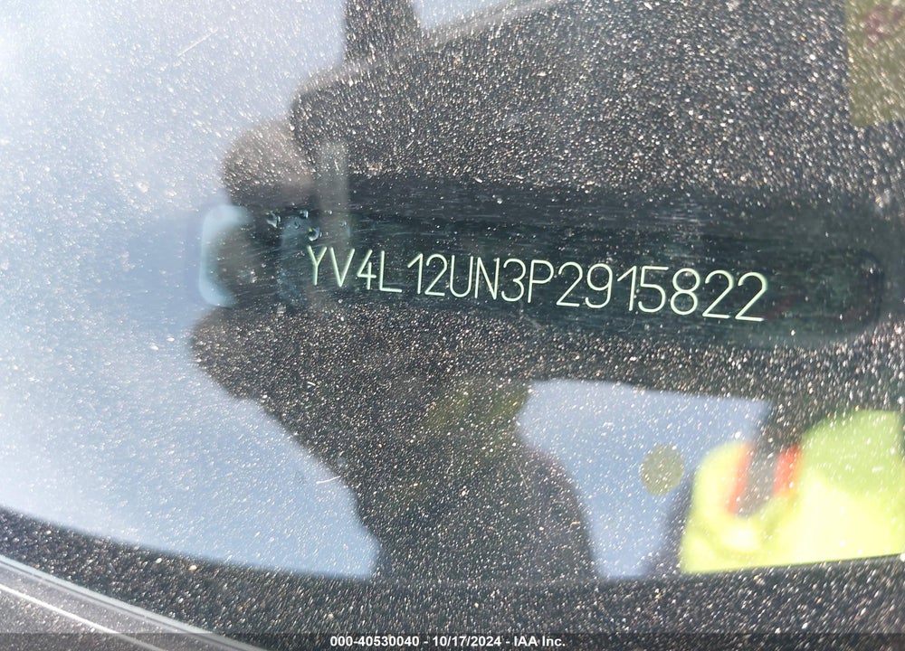 2023 VOLVO XC40 B5 PLUS BRIGHT THEME VIN: YV4L12UN3P2915822