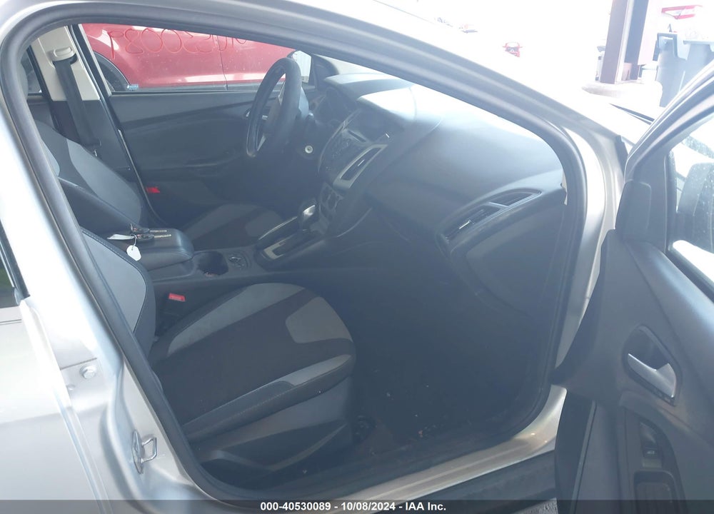 2014 FORD FOCUS SE VIN: 1FADP3F29EL117174