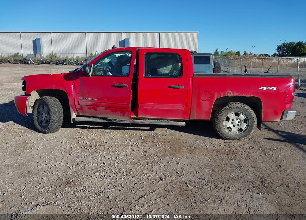 2011 CHEVROLET SILVERADO 1500 LT VIN: 1GCPKSE31BF170813
