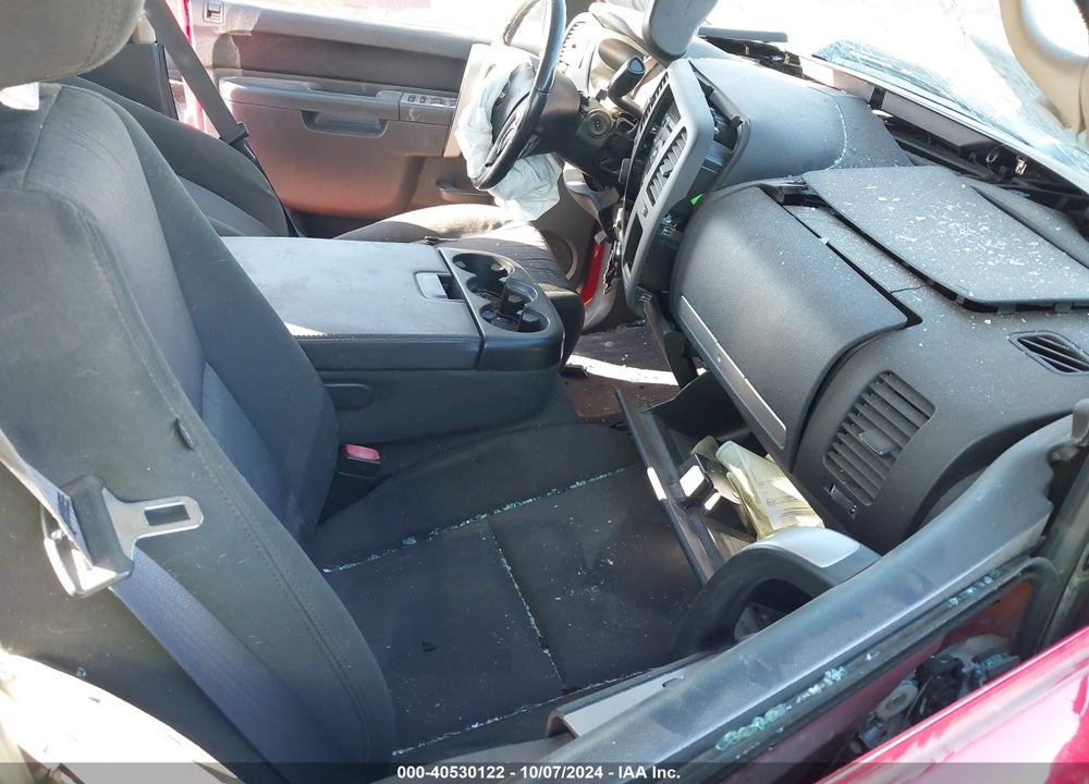 2011 CHEVROLET SILVERADO 1500 LT VIN: 1GCPKSE31BF170813