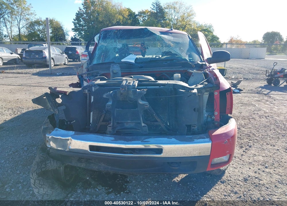 2011 CHEVROLET SILVERADO 1500 LT VIN: 1GCPKSE31BF170813