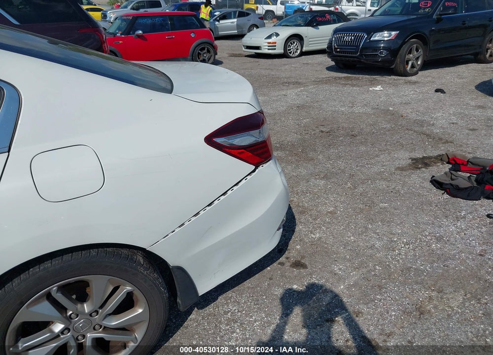 2017 HONDA ACCORD EX VIN: 1HGCR2F00HA200552
