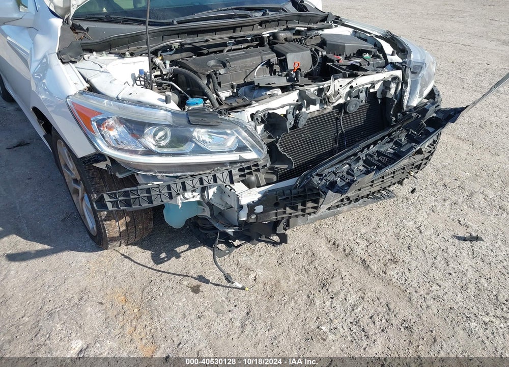 2017 HONDA ACCORD EX VIN: 1HGCR2F00HA200552
